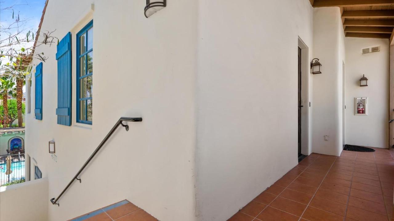 Lv105 Upstairs 1 Bedroom Overlooking The Pool Ла Куинта Екстериор снимка